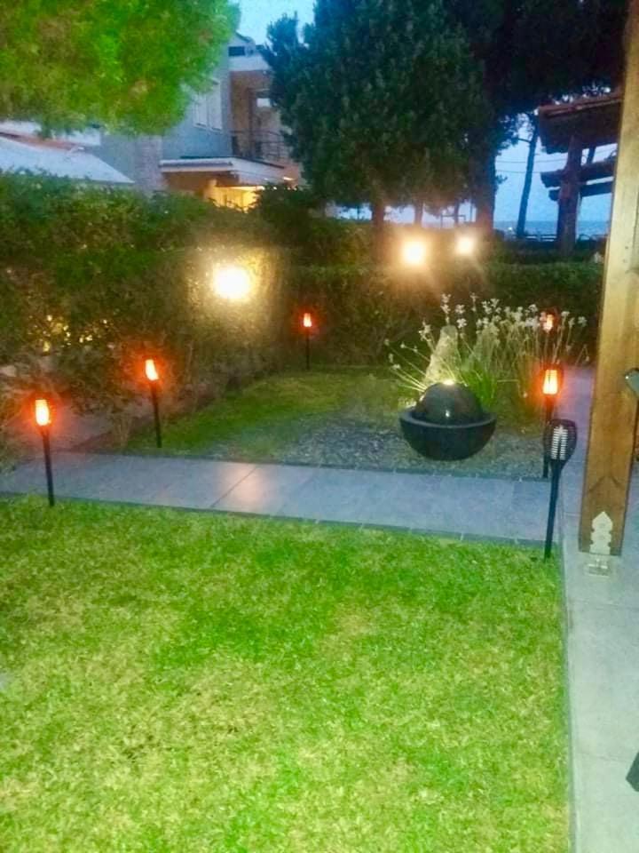 Beach House Nikiti Exterior photo