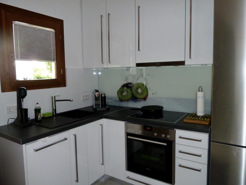 Beach House Nikiti Exterior photo